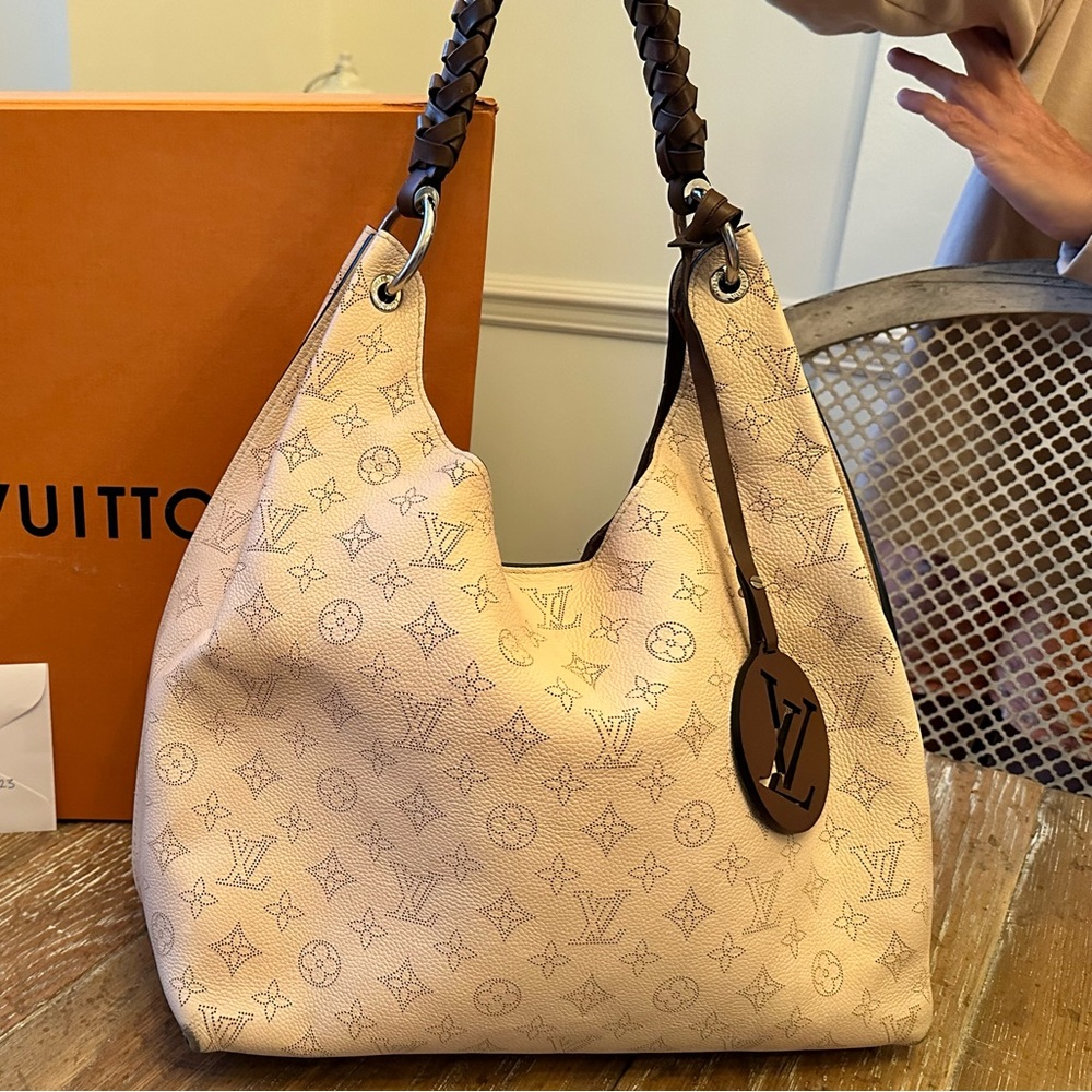 Louis Vuitton Monogram Mahina Carmel Hobo